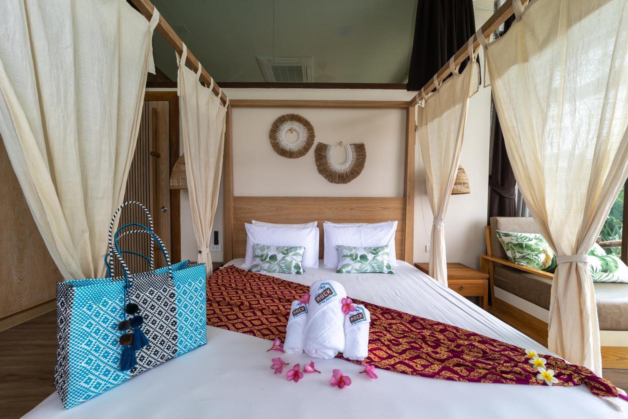 The Rock Samui Beach Resort Lamai Beach  Номер фото